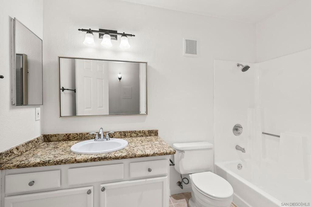 Image 8 of property listing at 12191 Cuyamaca College Dr E 110, El Cajon, CA 92019