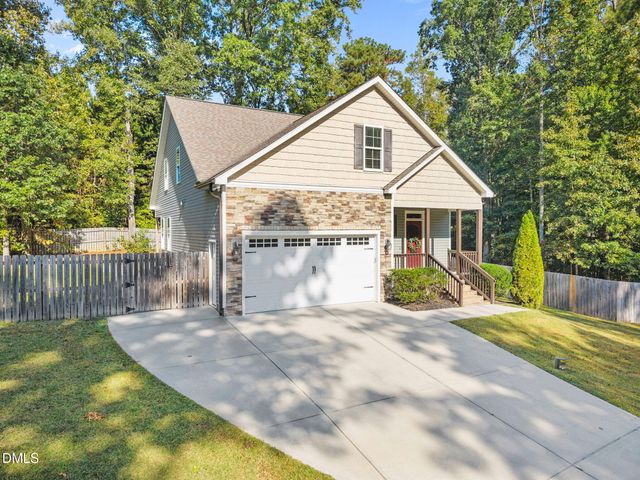 120 Glen Oaks Drive, Youngsville, NC 27596