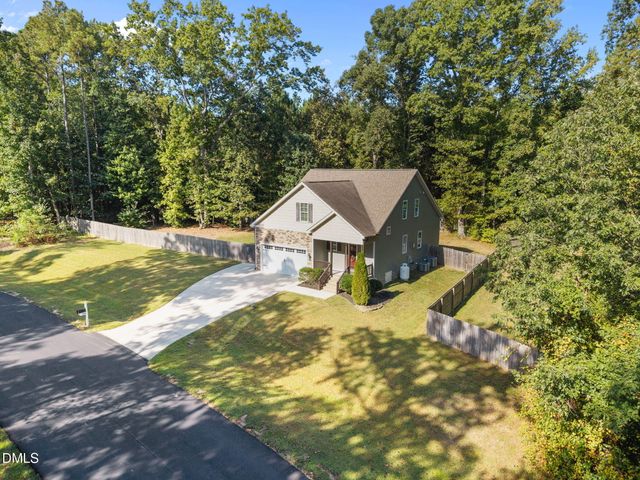120 Glen Oaks Drive, Youngsville, NC 27596