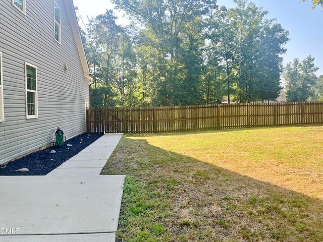 120 Glen Oaks Drive, Youngsville, NC 27596