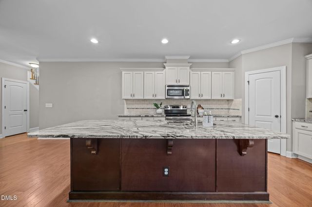 120 Glen Oaks Drive, Youngsville, NC 27596