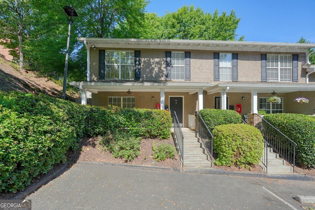 3180 Seven Pines Court 101, Atlanta, GA 30339
