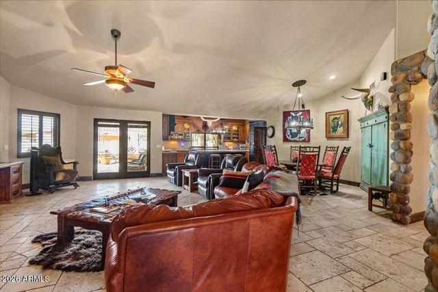 21230 S 156TH Street, Gilbert, AZ 85298