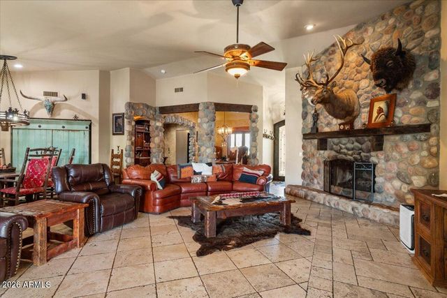 21230 S 156TH Street, Gilbert, AZ 85298