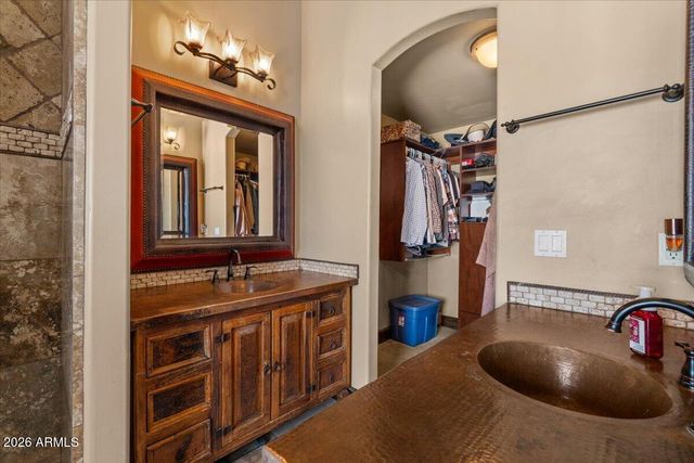 21230 S 156TH Street, Gilbert, AZ 85298
