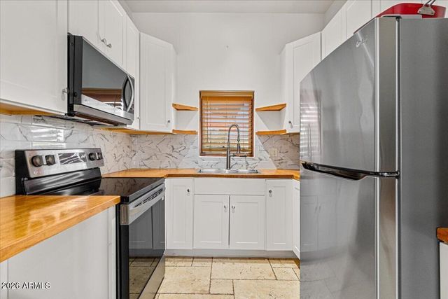 21230 S 156TH Street, Gilbert, AZ 85298