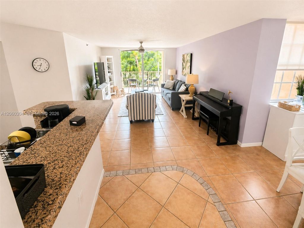 19801 E Country Club Drive 4307, Aventura, FL 33180
