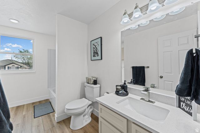 3718 S BRONCO CIR, Magna, UT 84044