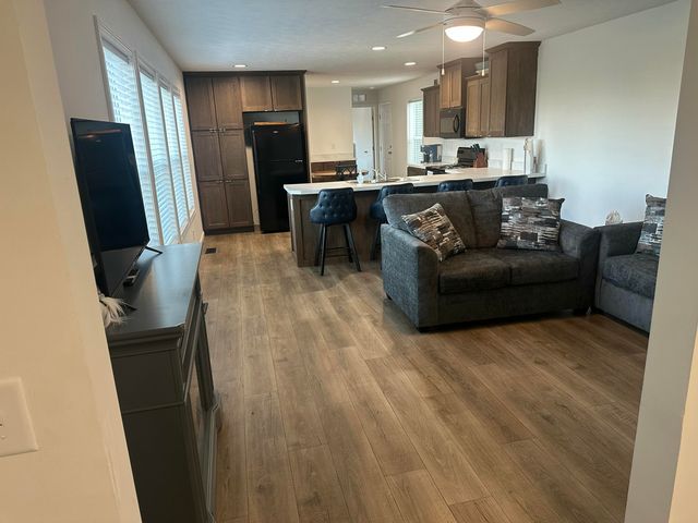 42 Furlong Avenue, Burnside, KY 42519