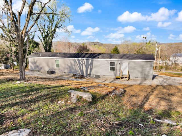 42 Furlong Avenue, Burnside, KY 42519