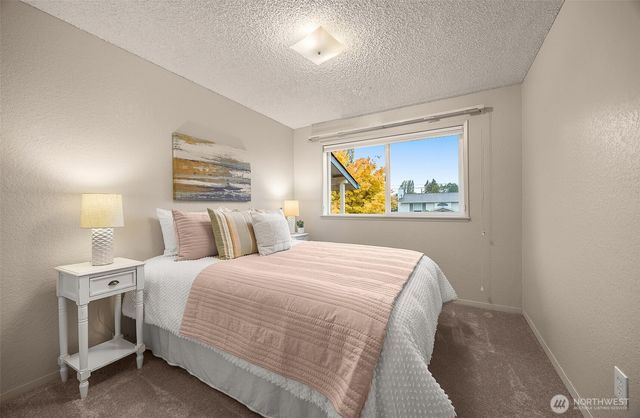 9546 2nd Avenue NW, Seattle, WA 98117