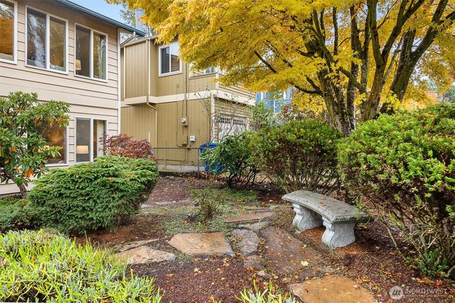 9546 2nd Avenue NW, Seattle, WA 98117