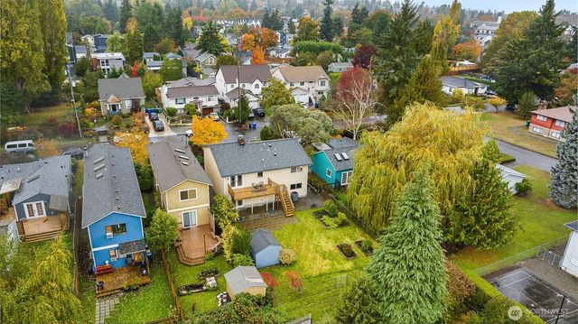 9546 2nd Avenue NW, Seattle, WA 98117