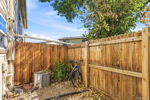 16495 E 17th Place C, Aurora, CO 80011