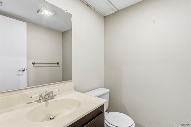 16495 E 17th Place C, Aurora, CO 80011