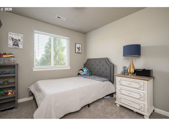471 VINE Ave, Woodburn, OR 97071