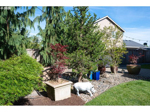 471 VINE Ave, Woodburn, OR 97071