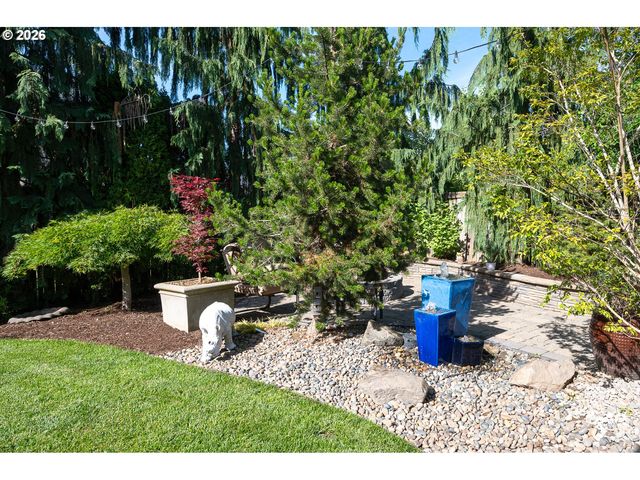 471 VINE Ave, Woodburn, OR 97071