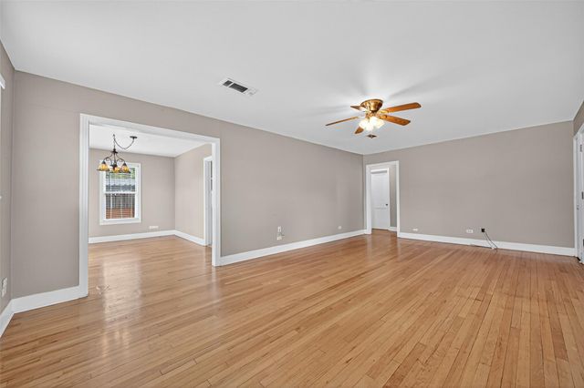 1020 Houston Street, Conroe, TX 77301