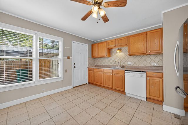 1020 Houston Street, Conroe, TX 77301