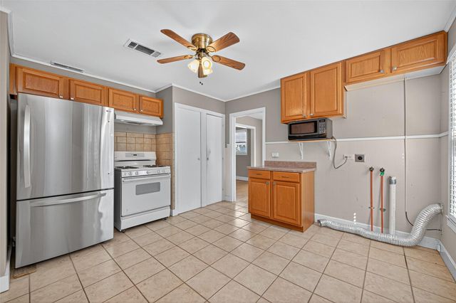 1020 Houston Street, Conroe, TX 77301
