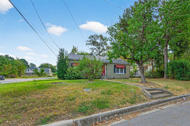 1020 Houston Street, Conroe, TX 77301