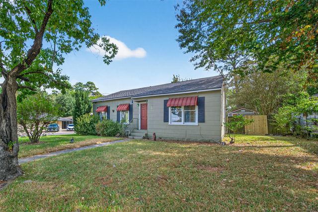 1020 Houston Street, Conroe, TX 77301