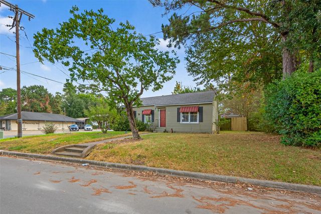 1020 Houston Street, Conroe, TX 77301