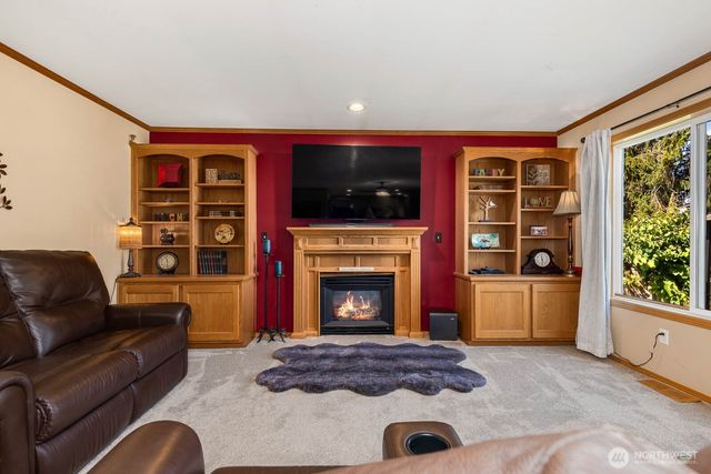 21212 89th Avenue NE, Arlington, WA 98223