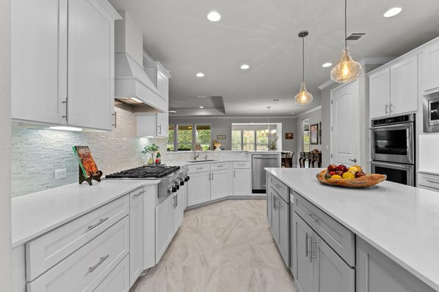 431 Star Mountain LN, Georgetown, TX 78633