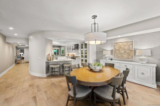 1101 1st St 113, Coronado, CA 92118