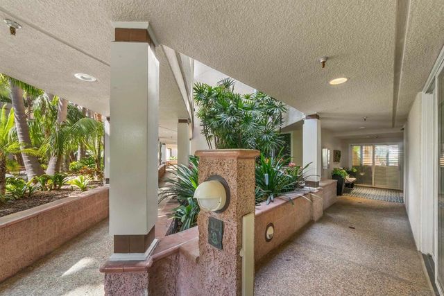 1101 1st St 113, Coronado, CA 92118