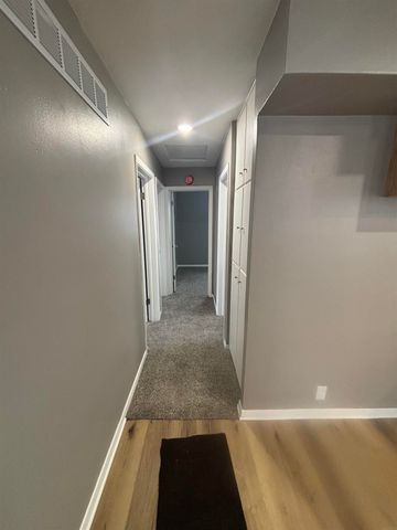 4027 Niles St Street, Waterloo, IA 50703