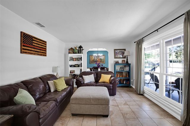 317 NW 7TH STREET, Williston, FL 32696