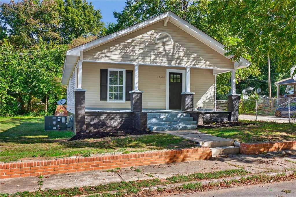 1600 Grove Street, Greensboro, NC 27403