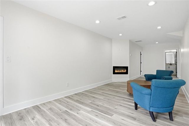 559 Pennybrook Lane, Stone Mountain, GA 30087