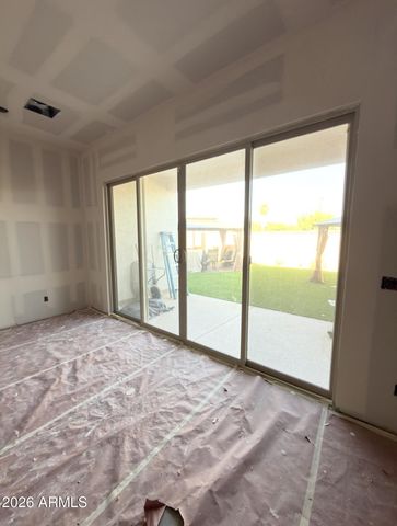 6047 S ADELLE Avenue, Mesa, AZ 85212