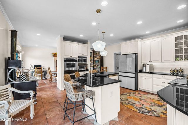 414 Mclendon Hills Drive, West End, NC 27376