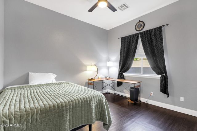 2927 E WASHINGTON Avenue, Gilbert, AZ 85234