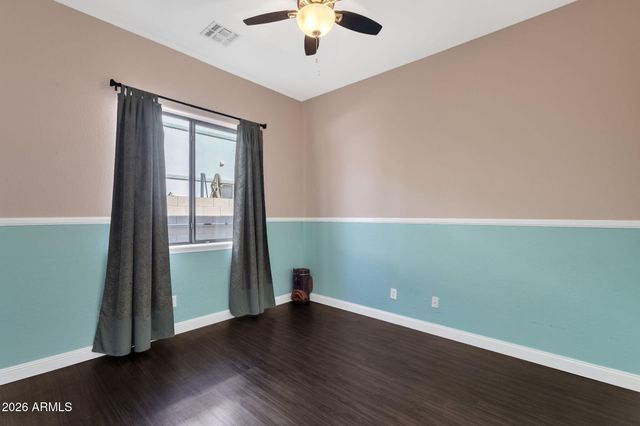 2927 E WASHINGTON Avenue, Gilbert, AZ 85234