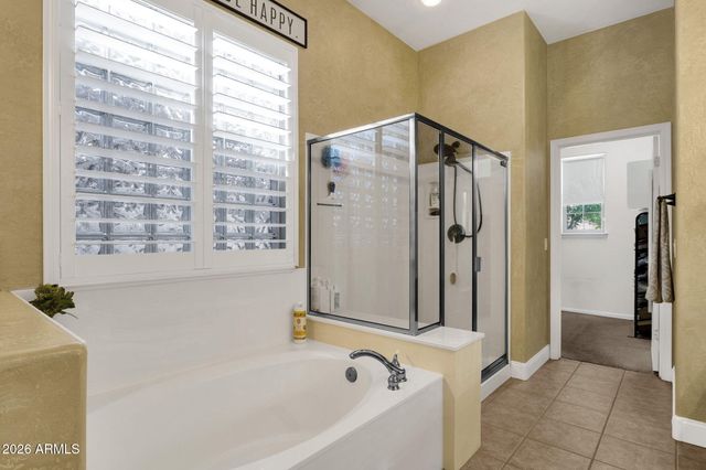 2927 E WASHINGTON Avenue, Gilbert, AZ 85234