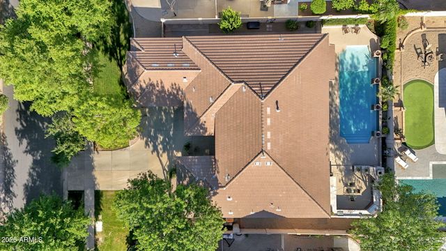 2927 E WASHINGTON Avenue, Gilbert, AZ 85234