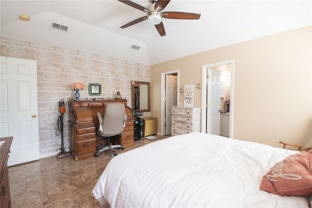 208 McQueen Circle, St Marys, GA 31558