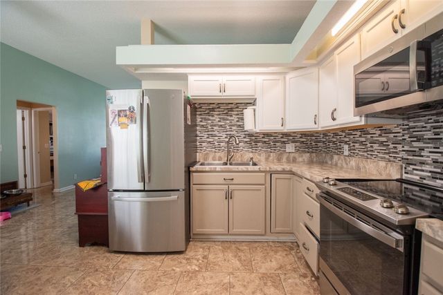 208 McQueen Circle, St Marys, GA 31558