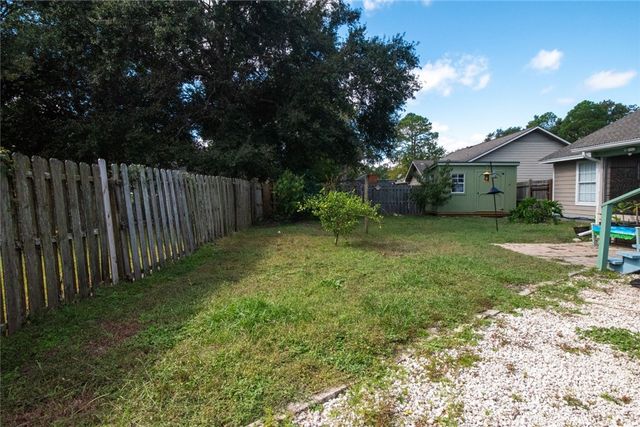 208 McQueen Circle, St Marys, GA 31558