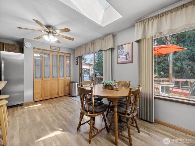 19207 78th Street E, Bonney Lake, WA 98391