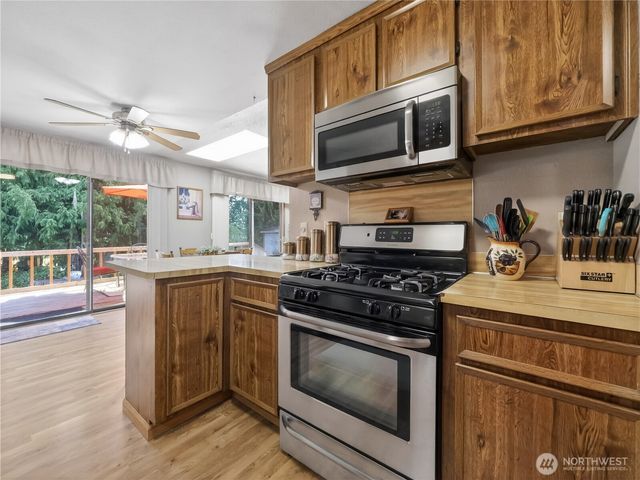 19207 78th Street E, Bonney Lake, WA 98391