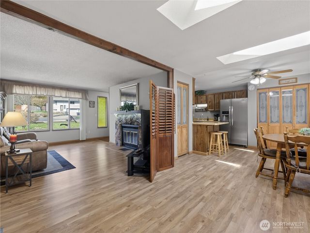 19207 78th Street E, Bonney Lake, WA 98391