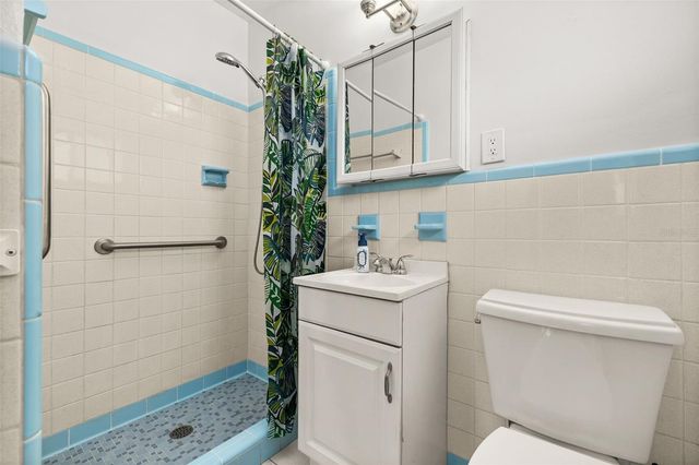 932 GLENMORE CIRCLE, Melbourne, FL 32901