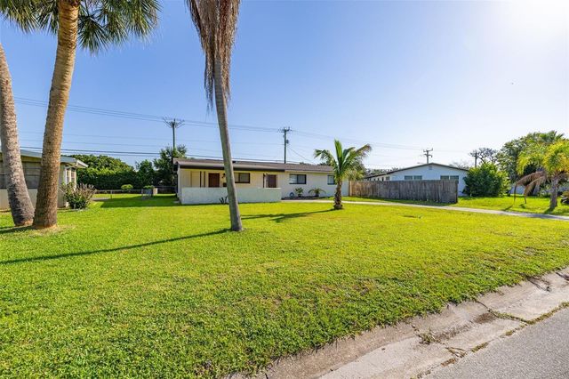 932 GLENMORE CIRCLE, Melbourne, FL 32901